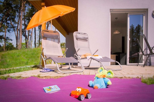 Foto van Gezellige bungalow in Storkow am See - Vakantiehuis in Storkow - TerraceBalcony