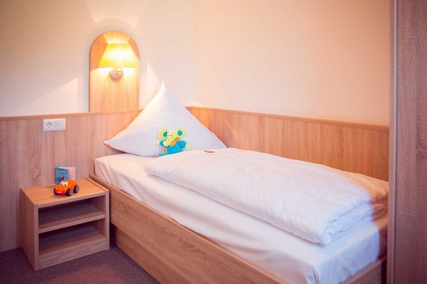 Foto van Gezellige bungalow in Storkow am See - Vakantiehuis in Storkow - BedRoom