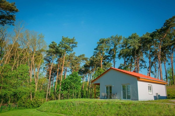 Foto van Gezellige bungalow in Storkow am See - Vakantiehuis in Storkow - ExteriorSummer