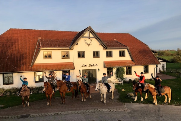 Foto van Appartement in Dargun met zwembad en kinderboerderij - AreaSummer5KM