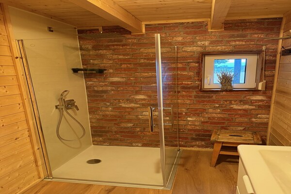 Foto van Idyllisch huis in de Harz - Vakantiehuis in Harzgerode - BathRoom