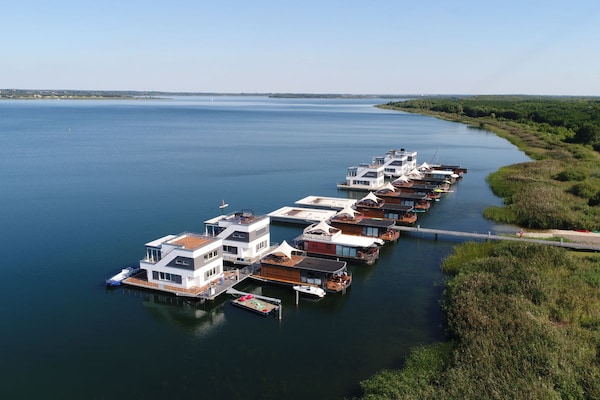 Foto van 1-slaapkamer woonboot - Vakantiehuis in Bitterfeld-Wolfen - Untagged