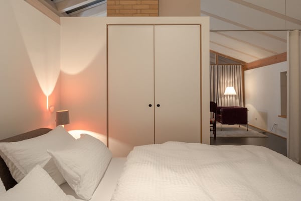 Foto van Boven alles in het parkchalet - Vakantiehuis in Potsdam - Untagged
