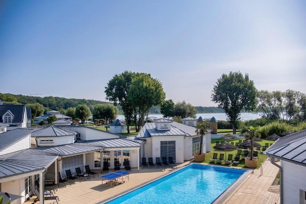 Foto van Executive kamer op zondag in Schwielowsee - Vakantiehuis in Werder - PoolOfHouse