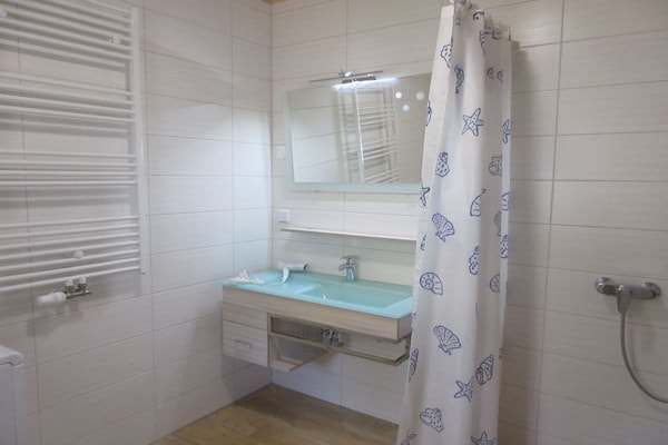 Foto van B 1 rechtstreeks naar het Netzenmeer - Vakantiehuis in Kloster Lehnin - Untagged