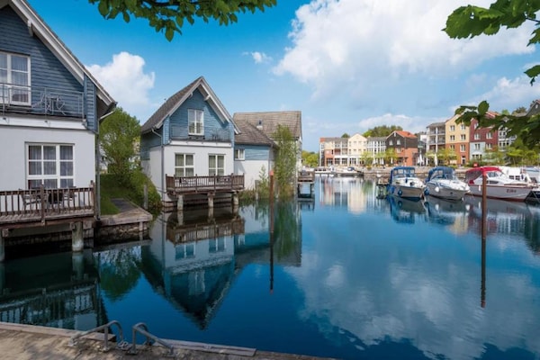 Foto van Sunday Resort Marina Appartement met 1 slaapkamer - Vakantiehuis in Rheinsberg - HotelExteriorSummer