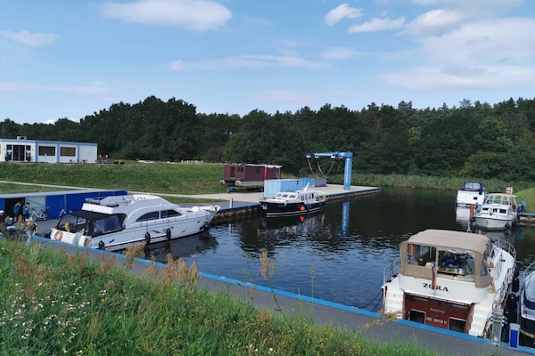 Foto van Comfortabele rijtjeswoning met wifi in Buchholz am Müritzsee - AreaSummer5KM