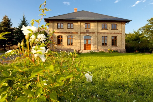 Foto van Blumenow in het landhuis van Lexow - Vakantiehuis in Walow OT Lexow - Untagged