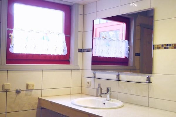 Foto van Scandinavisch vakantiehuis in Mirow - Vakantiehuis in Granzow - BathRoom