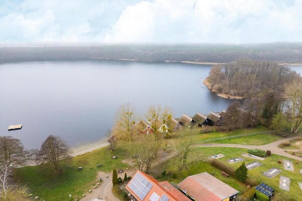 Foto van Vakantiehuis met sauna in vakantiepark Mirow - Vakantiehuis in Granzow - AreaSummer1KM