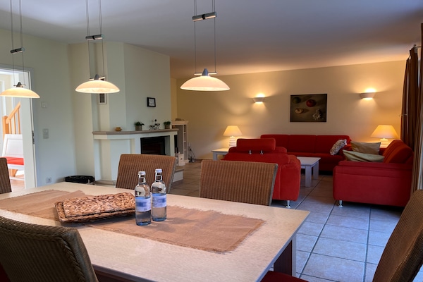 Foto van Duinhuis in Dierhagen - Vakantiehuis in Dierhagen - DiningRoom