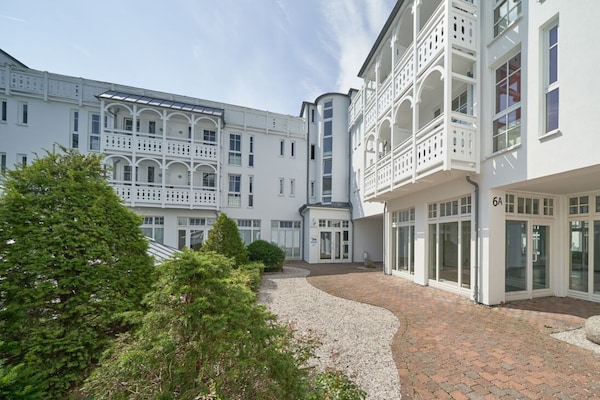 Foto van Vakantie aan de Oostzee met hond en balkon, Sellin - GardenSummer