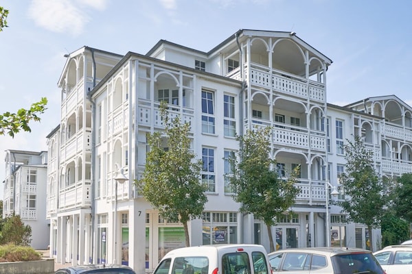 Foto van Vakantie aan de Oostzee met hond en balkon, Sellin - ExteriorSummer