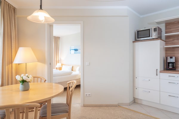 Foto van Vakantie aan de Oostzee met hond en balkon, Sellin - LivingRoom