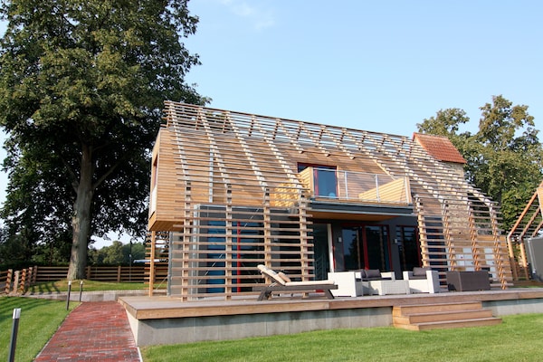 Foto van Rijtjeshuis Reiterchalet in Wendorf - Vakantiehuis in Wendorf - ExteriorSummer