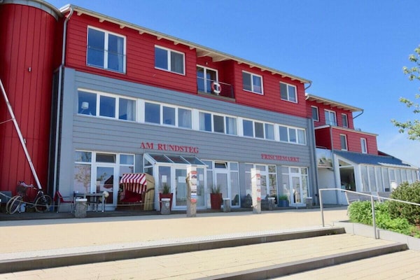 Foto van 2-slaapkamer woonboot - Vakantiehuis in Fehmarn \/ Burgtiefe - Untagged