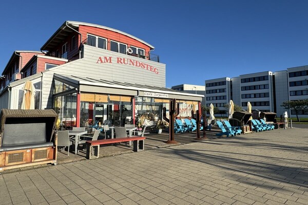 Foto van 2-slaapkamer woonboot - Vakantiehuis in Fehmarn \/ Burgtiefe - Untagged