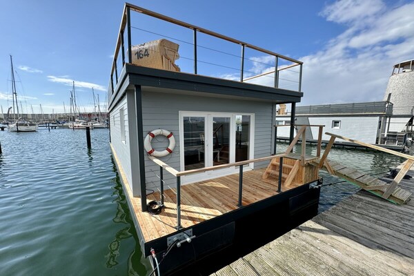 Foto van 2-slaapkamer woonboot - Vakantiehuis in Fehmarn \/ Burgtiefe - Untagged