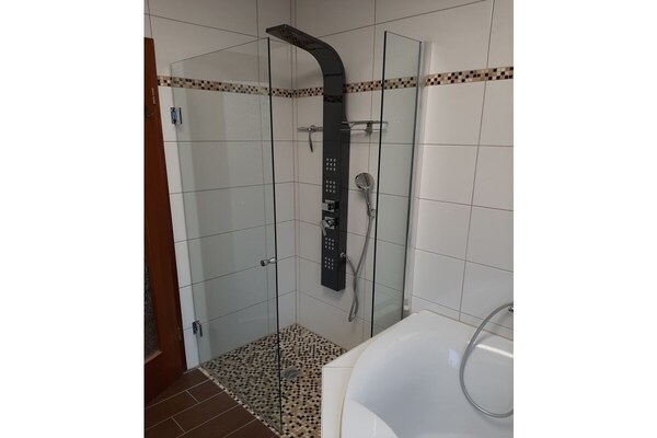 Foto van Benedendek Comfortabel vakantiehuis - Vakantiehuis in lindau - Untagged