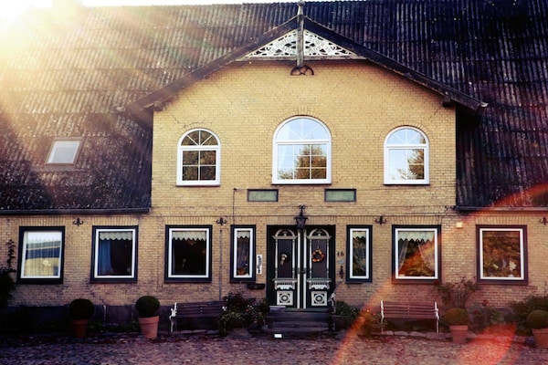Foto van Boerderij in Boren met zwembad - Vakantiehuis in Boren - Untagged