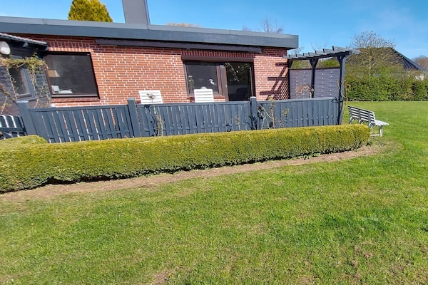 Foto van Bungalow in Niesgrau met zwembad - Vakantiehuis in Niesgrau - Untagged