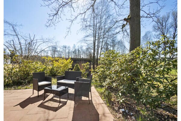 Foto van Ferienwohnung voor vier Personen - Vakantiehuis in Schneverdingen - TerraceBalcony