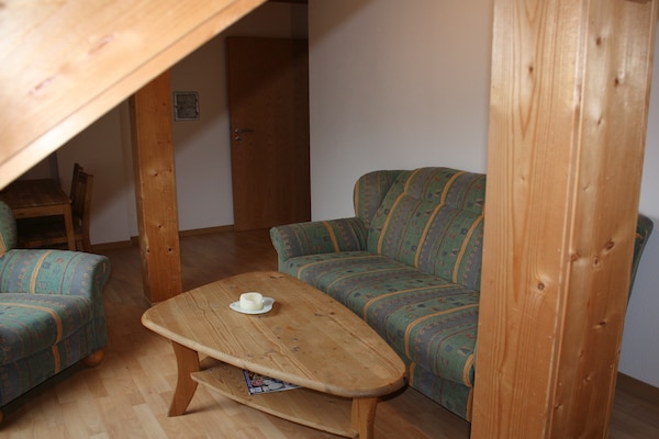 Foto van Gezellig huisdiervriendelijk appartement in Huddingen - LivingRoom