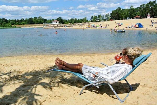 Foto van Bernsteinsee Hotel en Ferien-kamer met balkon - Vakantiehuis in Sassenburg - AreaSummer5KM