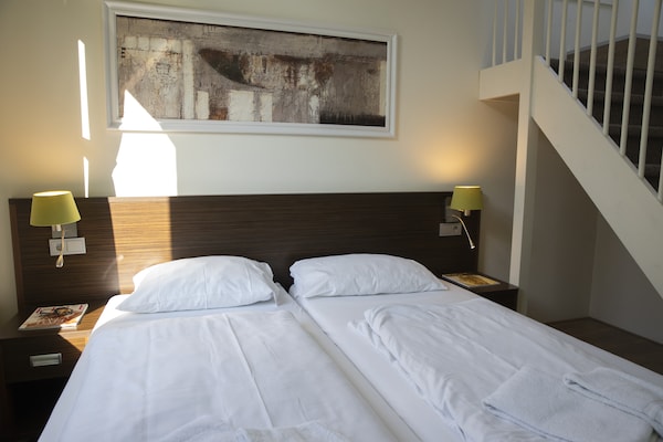 Foto van Modern penthouse met sauna - Vakantiehuis in Heimbach - BedRoom