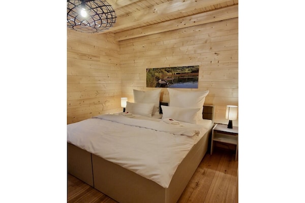Foto van 44 - Bungalow Chalet Joscha - Vakantiehuis in Daun - Untagged