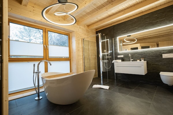 Foto van 44 - Bungalow Chalet Joscha - Vakantiehuis in Daun - Untagged