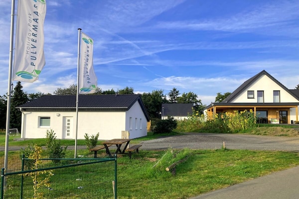 Foto van Bungalow in Gillenfeld met zwembad - Vakantiehuis in Gillenfeld - Untagged