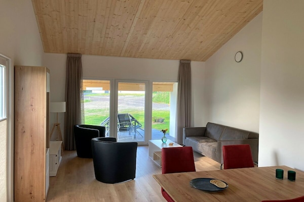 Foto van Bungalow in Gillenfeld met zwembad - Vakantiehuis in Gillenfeld - Untagged