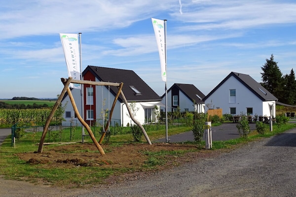 Foto van Bungalow in Gillenfeld met zwembad - Vakantiehuis in Gillenfeld - Untagged