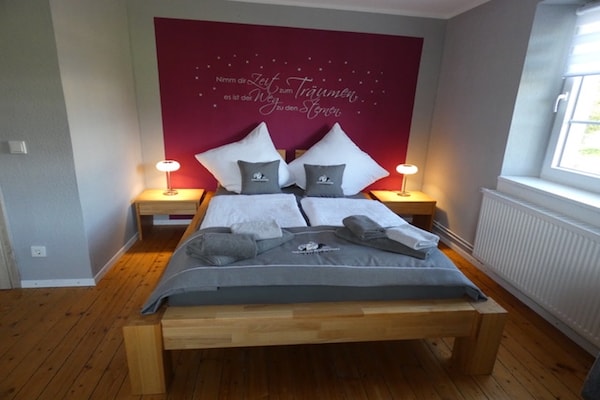 Foto van Neuendorf Hillside Haven - Vakantiehuis in Neuendorf - BedRoom