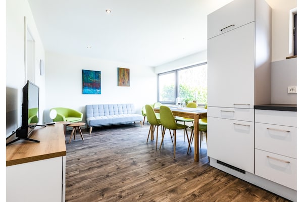 Foto van Bungalow im Campingpark - Vakantiehuis in Waxweiler - LivingRoom