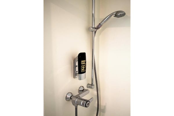 Foto van Bendorf Hotel by Belvilla Tweepersoonskamer - Vakantiehuis in Bendorf - BathRoom