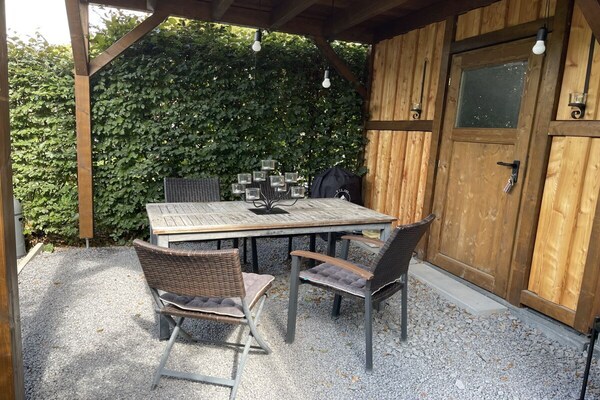 Foto van Bovenste terras van het meer - Vakantiehuis in Rieden - Untagged