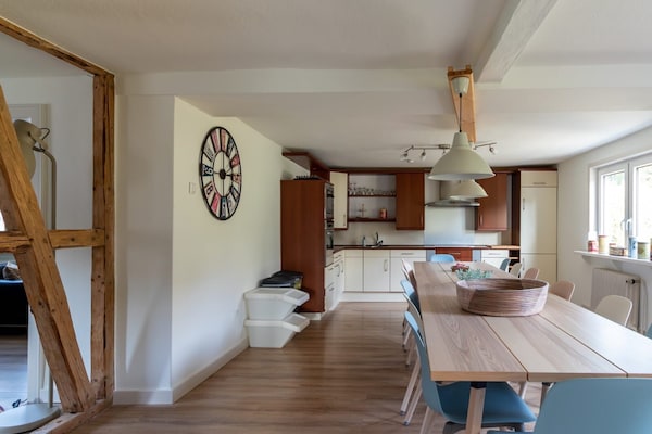 Foto van Ruim vakantiehuis vlakbij Winterberg - Vakantiehuis in Winterberg - DiningRoom