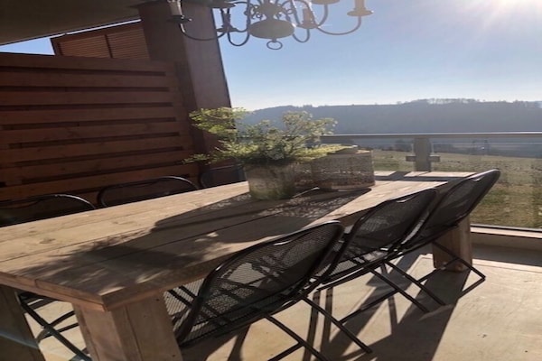 Foto van Prachtig appartement direct aan de skipiste - Vakantiehuis in Winterberg - TerraceBalcony