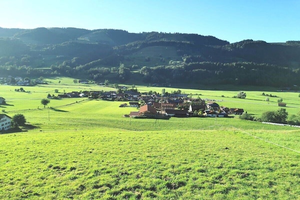 Foto van Berguitzicht op het Bodenmeer met wintertuin - Vakantiehuis in Oberstaufen - Untagged