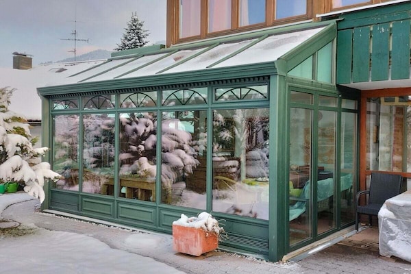 Foto van Berguitzicht op het Bodenmeer met wintertuin - Vakantiehuis in Oberstaufen - Untagged