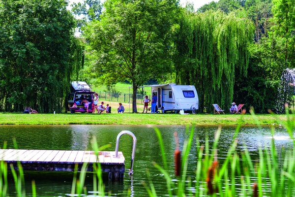 Foto van Chalet in het Vital Camp Resort Bayerbach - Vakantiehuis in Bayerbach - ParkFacilities
