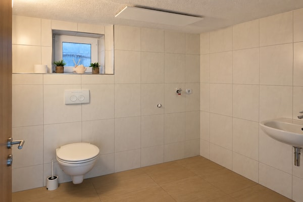Foto van Ski- en wandelvakantie in het bos in Adlerblick - Vakantiehuis in Schnett - BathRoom
