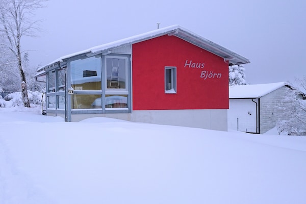Foto van Wellnesswoning met tuin - Vakantiehuis in Schnett - ExteriorWinter