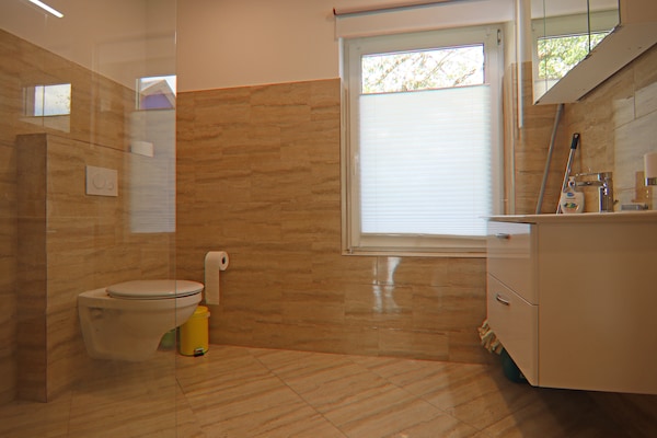 Foto van Rijtjeshuis Tulp in Lohmen - Vakantiehuis in Lohmen - BathRoom
