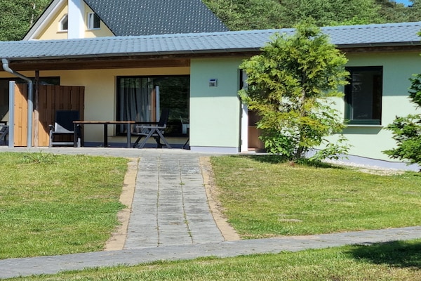 Foto van Rijtjeshuis aan de Groß Labenzer See, Klein Labenz - ExteriorSummer