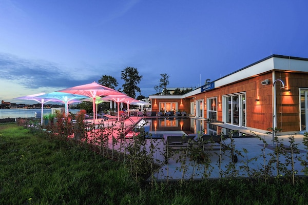 Foto van Appartement in Maremüritz met uitzicht op Müritz - Pool