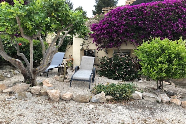 Foto van Villa aan de kust nabij stranden - Vakantiehuis in Moraira - AreaWinter1KM