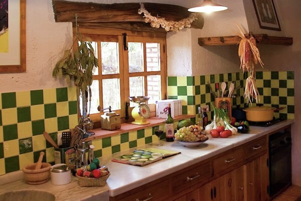 Foto van Huisje in Alájar met Uitzicht op de Vallei - Vakantiehuis in Alájar - Kitchen